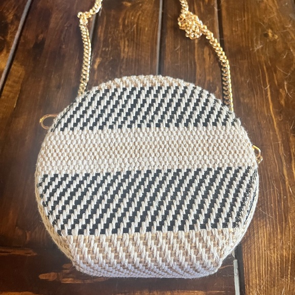 NWT woven Anthropology purse - Picture 2 of 3